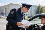 5 ошибок общения с инспектором: как «юридическая грамотность» превращает 5 минут в досмотр машины