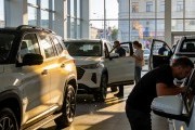 Итоги июля 2026 на авторынке РФ: дебют Xpeng, старт продаж UMO 5 по субсидии, гибриды Tank и Geely и обновления цен