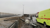 Водитель погиб в страшном ДТП с самосвалом  Отбойник пронзил кабину насквозь