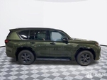 Lexus LX: 2025 3.5h AT 4x4 Владивосток 3.4л 16600000 Р