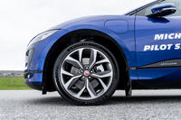 Дольше ходит  дальше катит  тест новых шин Michelin Pilot Sport 5 и Pilot Sport EV
