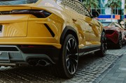 Продажи роскошных автомобилей в России  три месяца роста