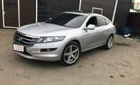 Honda Crosstour  легко ли жить в  нише