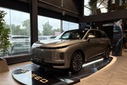 В Петербурге проданы первые автомобили EXLANTIX ET