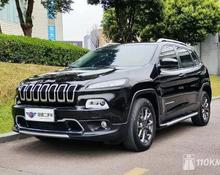 Jeep Cherokee: 2020 2.4 AT внедорожник Владивосток 2.4л 1900000 Р