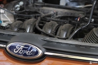 Ford EcoSport  клиент выбирает стартовые комплектации