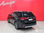Mitsubishi Outlander: 2015 Ultimate 2.4 CVT 4x4 Вологда 2.4л 1699000 Р