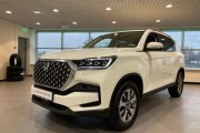 Все плюсы и минусы KGM Rexton - сравнение с Tank 400 и Haval H9, особенности российской версии