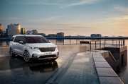 В салонах российских дилеров Kia появился обновленный Carnival  комплектации и цены