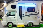 На базе Suzuki Carry создали компактный автодом для семьи из 4 человек — смотрим что внутри