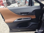 Toyota Venza: 2022 2.5h CVT 4x4 Владивосток 2.5л 3600000 Р