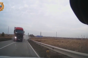 ГИБДД опубликовала видео лобового ДТП с регистратора легковушки