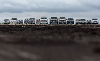 Новый Land Cruiser Prado получил в Японии олдскульные моторы и стоит ощутимо дешевле  чем в других странах