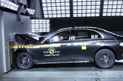 Новый Mercedes Benz E Class удивил экспертов Euro NCAP