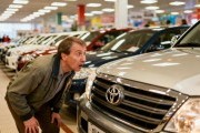 Toyota впервые за долгое время вошла в топ-3 и стала второй после Lada на вторичном рынке РФ — что это значит