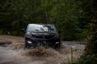 Почему Peugeot Traveller продается лучше своих соплатформенников  И каковы шансы Citroen Space Tourer и Opel Zafira Life