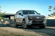Cadillac Escalade IQ готовит революцию: скоро можно будет не смотреть на дорогу – как это работает