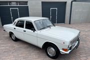 В Берлине продают идеально сохранившуюся  Волгу  1987 года