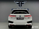 BMW iX: 2022 0.0 AT 4x4 Сочи 10500000 Р