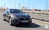 Тест драйв Infiniti Q70  для полной ясности
