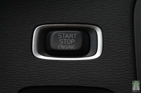 Тест драйв Volvo S60  взгляд волка