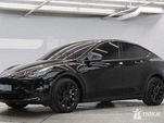 Tesla Model Y: 2022 0.0 AT 431 л.с. 4x4 Владивосток 6367000 Р