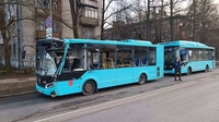 Столкновение двух лазурных автобусов попало на видео  Бастрыкин поручил возбудить уголовное дело