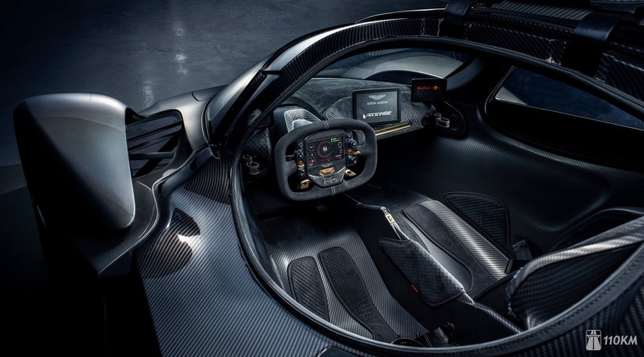 Астон Мартин Валкири цены и обзоры Aston Martin Valkyrie