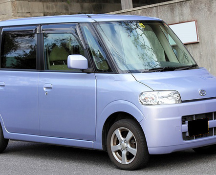 Фото Daihatsu Tanto