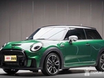 MINI Countryman: 2024 Cooper S 2.0 AT 4x4 Владивосток 2л 3750000 Р
