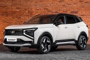 Не просто кроссовер, а заявка на тренд: АвтоВАЗ впервые предложил Lada Azimut в 8 цветах — чем еще удивит новинка